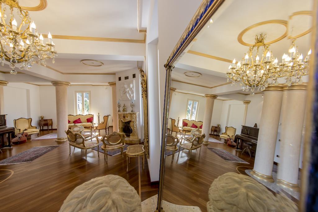 Villa Puccini Bed & Breakfast Lecco Habitación foto